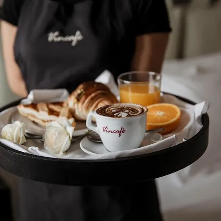 Vincafè 4* Alba (Piedmont)