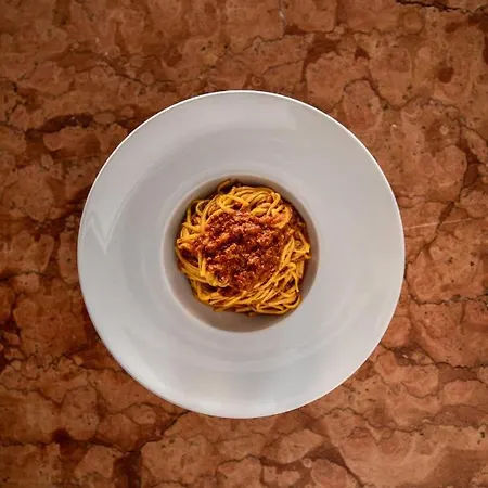 Vincafè 4* Alba (Piedmont)