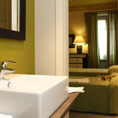 Vincafè Affittacamere 4*