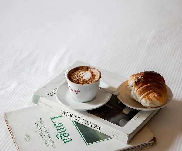 Vincafe 4* Alba (Piedmont)