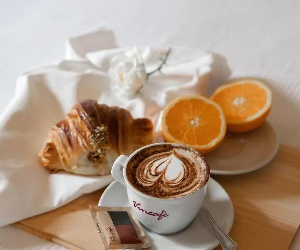 Vincafe Alba (Piedmont)