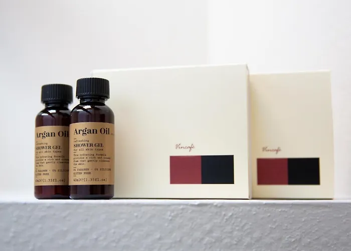 Vincafe Guest house 4*