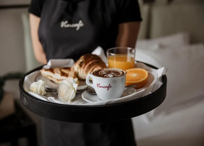 Vincafe 4* Alba (Piedmont)